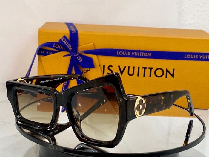 Louis Vuitton Sunglasses Top Quality LVS00525